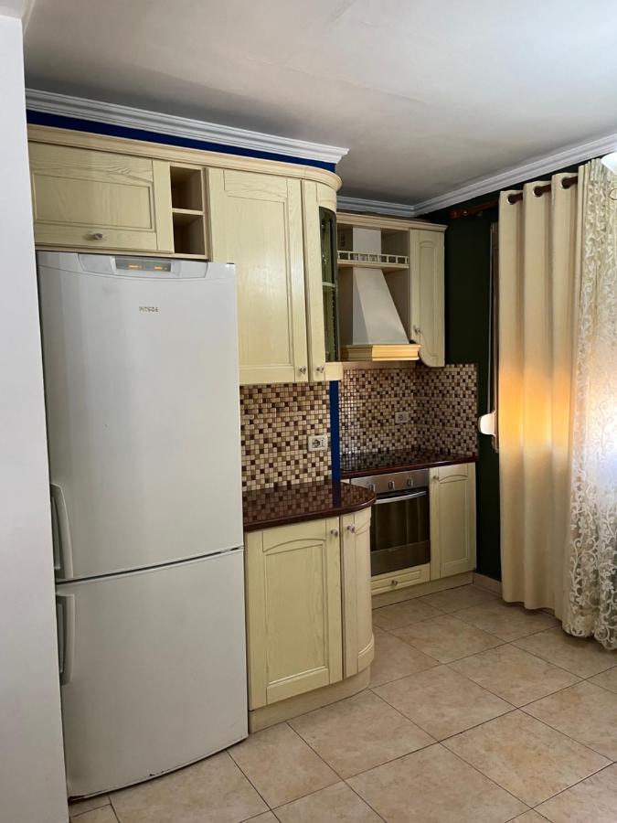 טיראנה Skanderbeg Square Explorer Apartments מראה חיצוני תמונה
