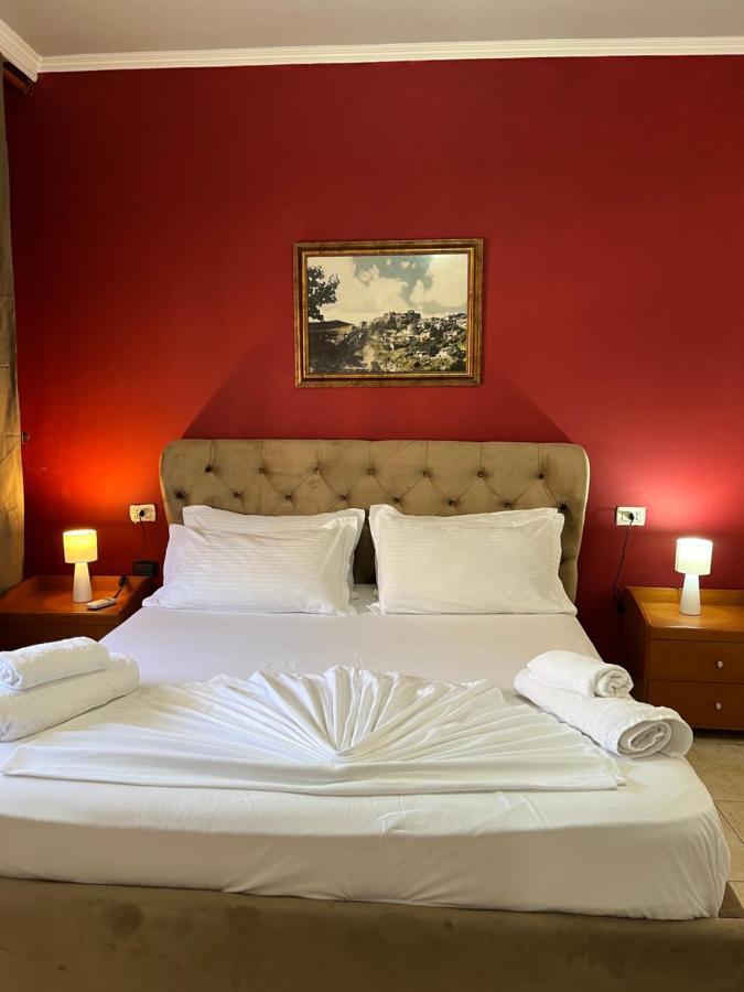 טיראנה Skanderbeg Square Explorer Apartments מראה חיצוני תמונה